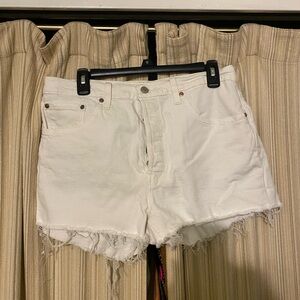 Women’s Levi’s shorts